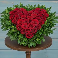 Цветочная композиция из Розы в виде сердца #REPLACE_PRED# Называевске