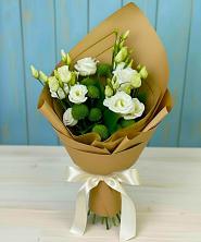 Букет цветов из:  Хризантемы и Лизиантусы в Называевске