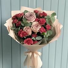 Букет цветов из:  Гвоздики и Розы в Называевске